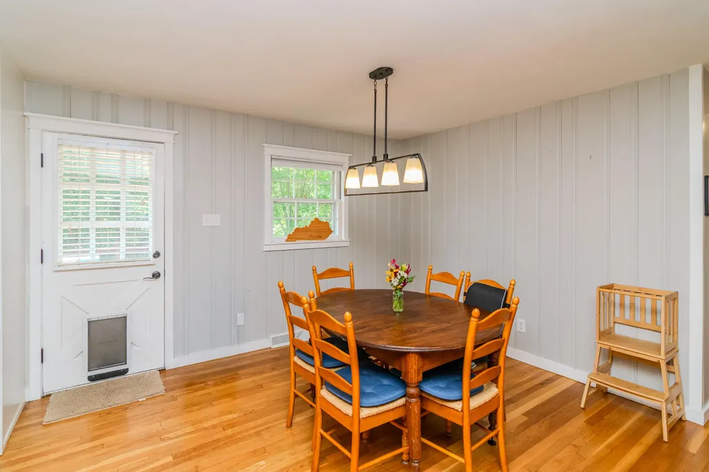 222 Wilson Downing Road Lexington KY 40517