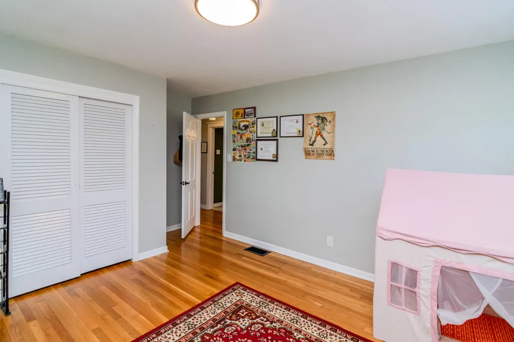 222 Wilson Downing Road Lexington KY 40517