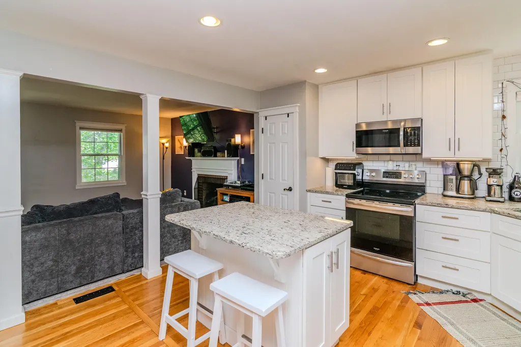 222 Wilson Downing Road Lexington KY 40517
