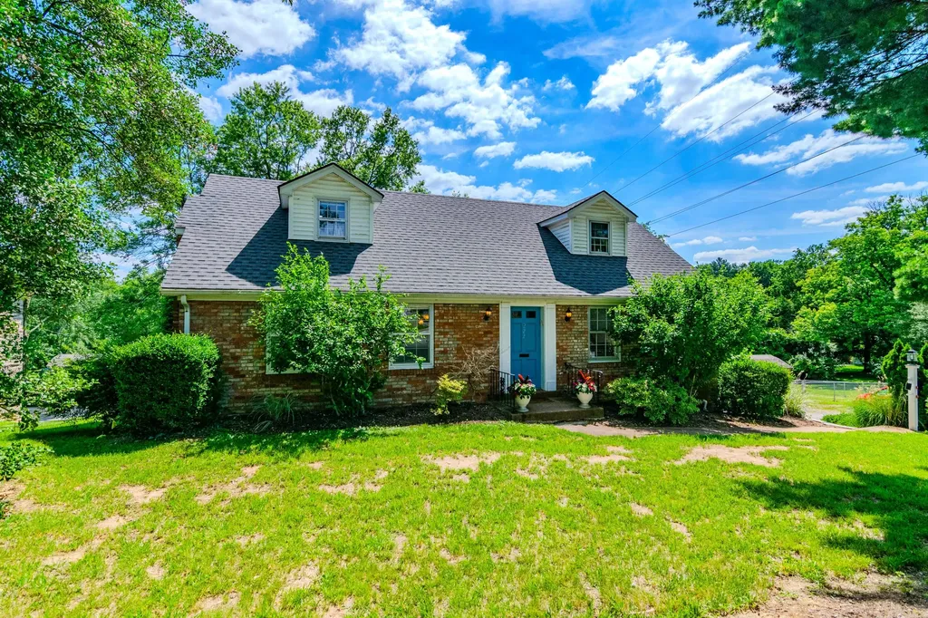 222 Wilson Downing Road Lexington KY 40517