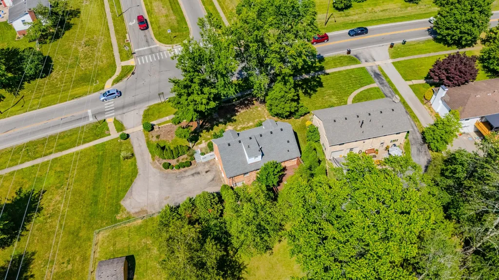 222 Wilson Downing Road Lexington KY 40517