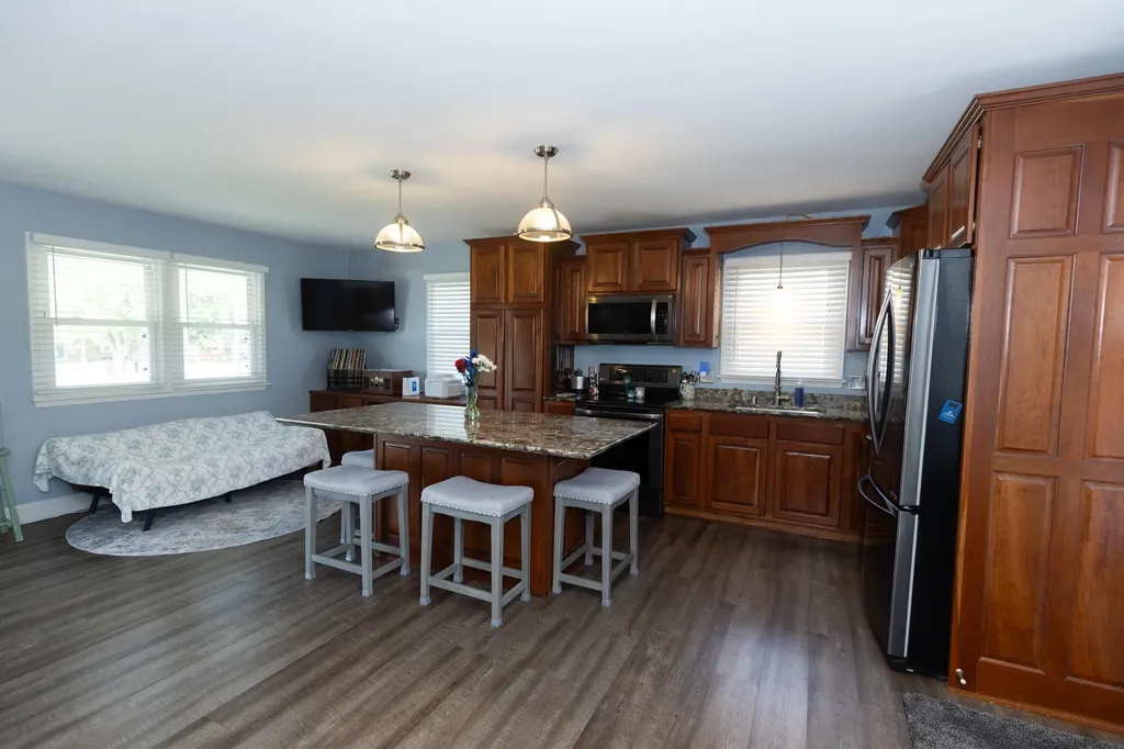 210 Longview Street Harrodsburg KY 40330