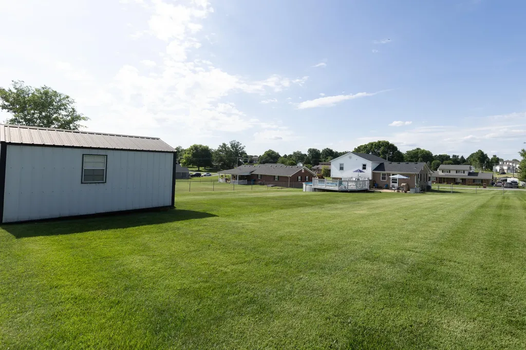 210 Longview Street Harrodsburg KY 40330