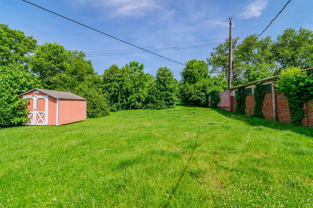 1825 Courtland Drive Lexington KY 40505