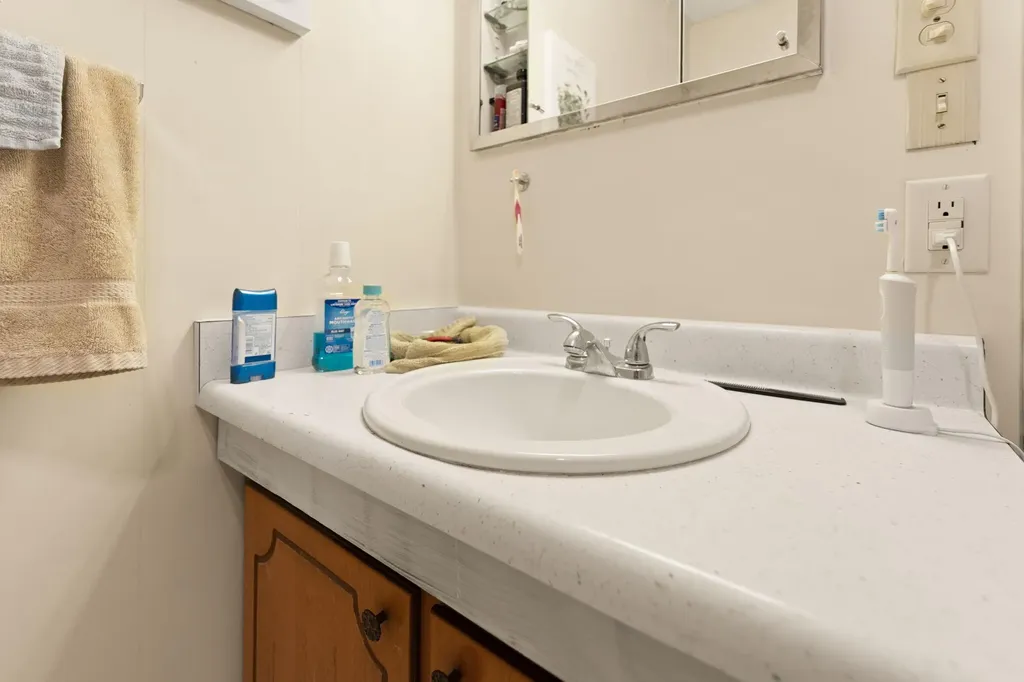 2665 Kentucky 80 Windsor KY 42565