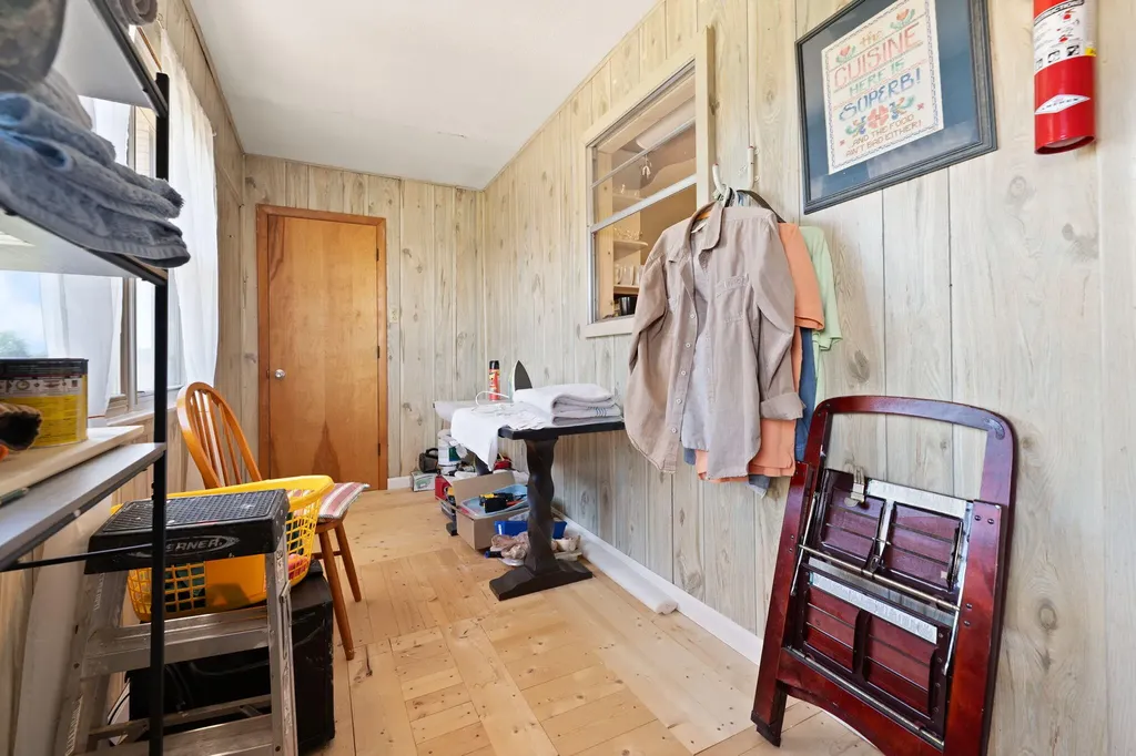 2665 Kentucky 80 Windsor KY 42565