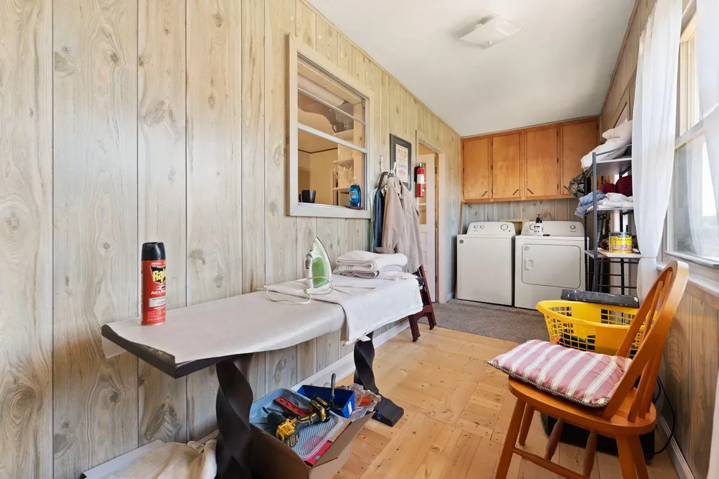 2665 Kentucky 80 Windsor KY 42565