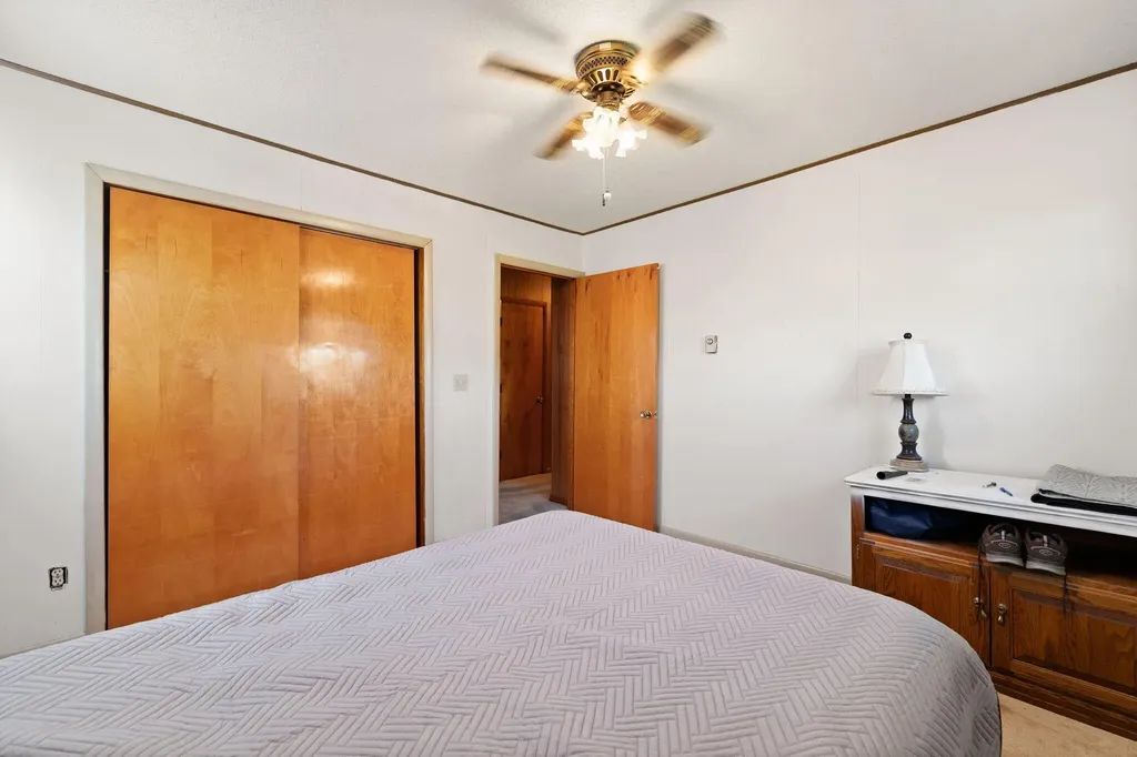 2665 Kentucky 80 Windsor KY 42565