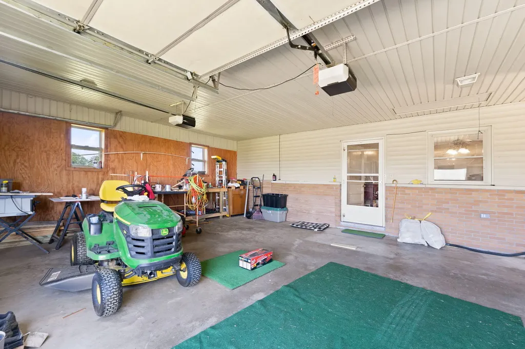 2665 Kentucky 80 Windsor KY 42565