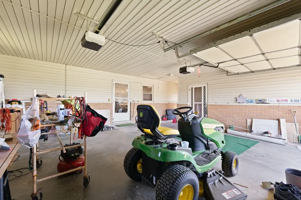 2665 Kentucky 80 Windsor KY 42565