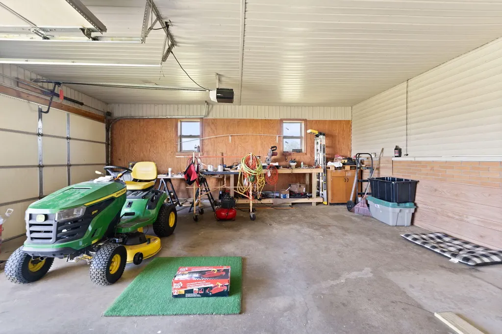2665 Kentucky 80 Windsor KY 42565