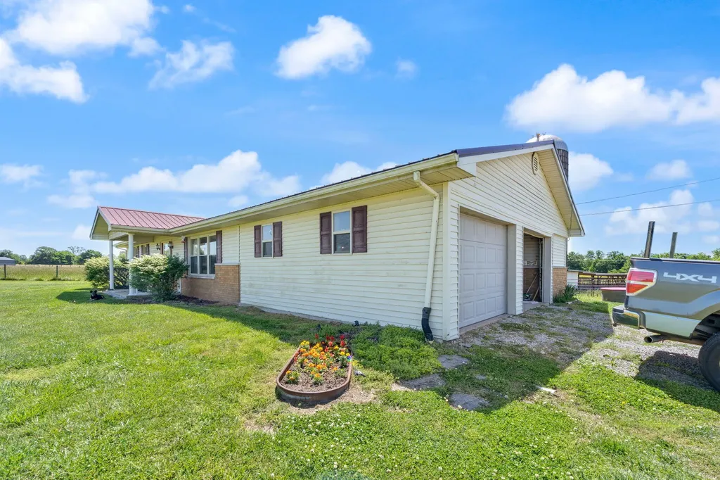 2665 Kentucky 80 Windsor KY 42565