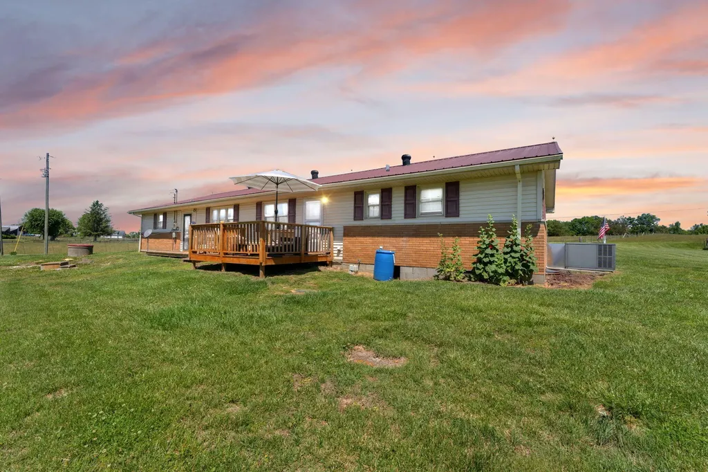 2665 Kentucky 80 Windsor KY 42565