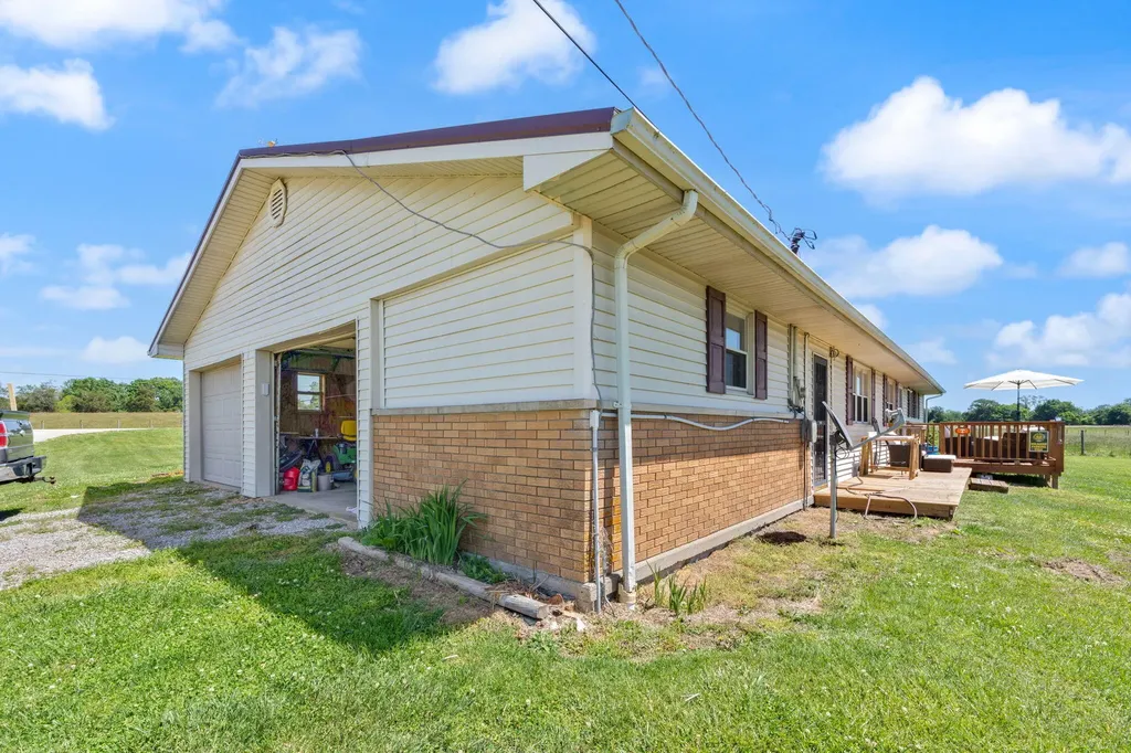 2665 Kentucky 80 Windsor KY 42565