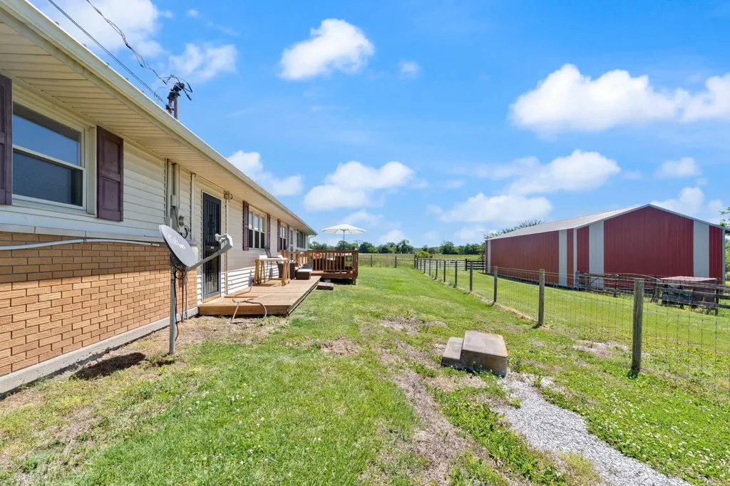 2665 Kentucky 80 Windsor KY 42565
