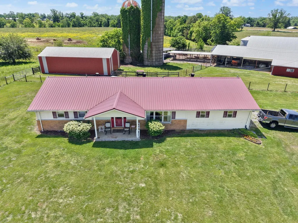 2665 Kentucky 80 Windsor KY 42565