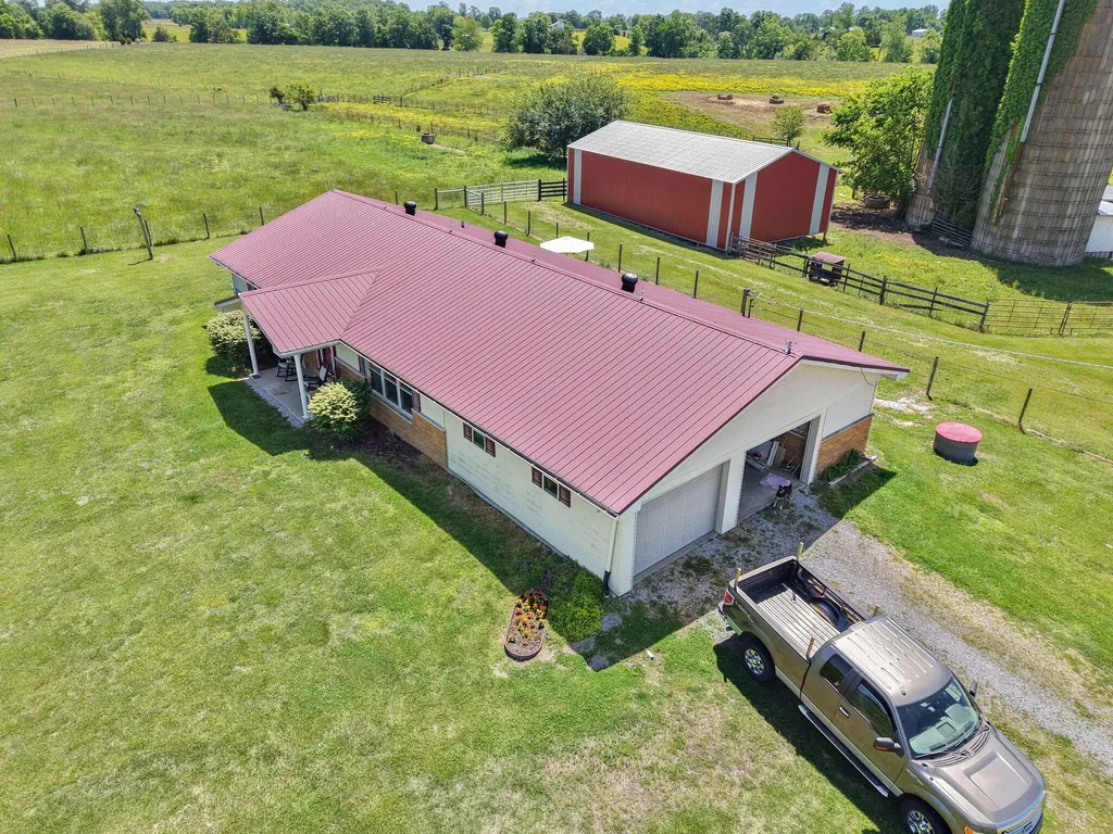 2665 Kentucky 80 Windsor KY 42565