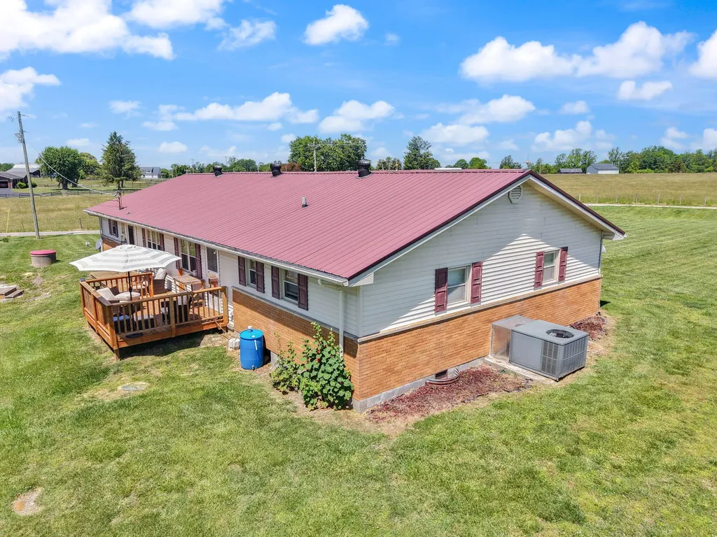 2665 Kentucky 80 Windsor KY 42565