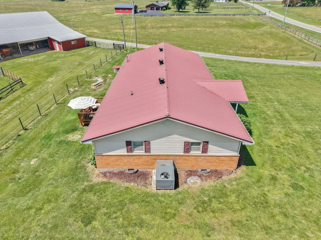 2665 Kentucky 80 Windsor KY 42565