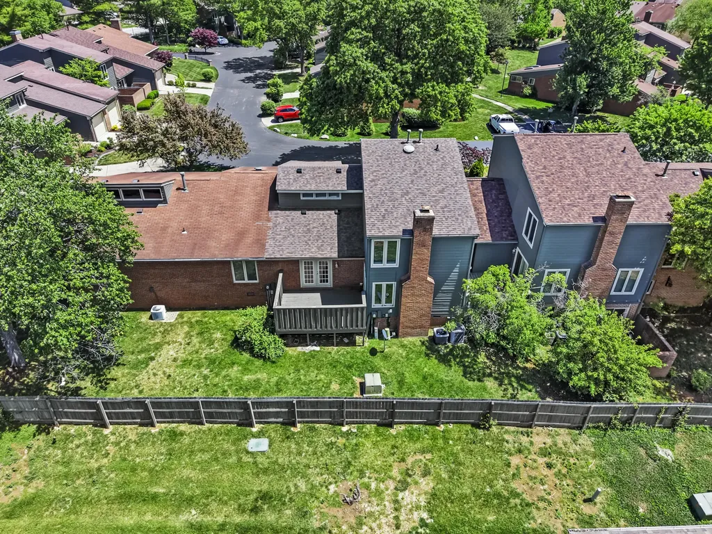 2140 Fort Harrods Drive Lexington KY 40513