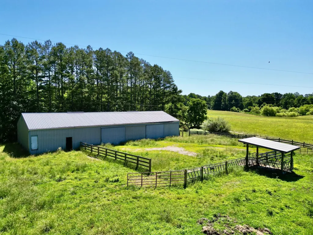 1235 Long Branch-land Beattyville KY 41311
