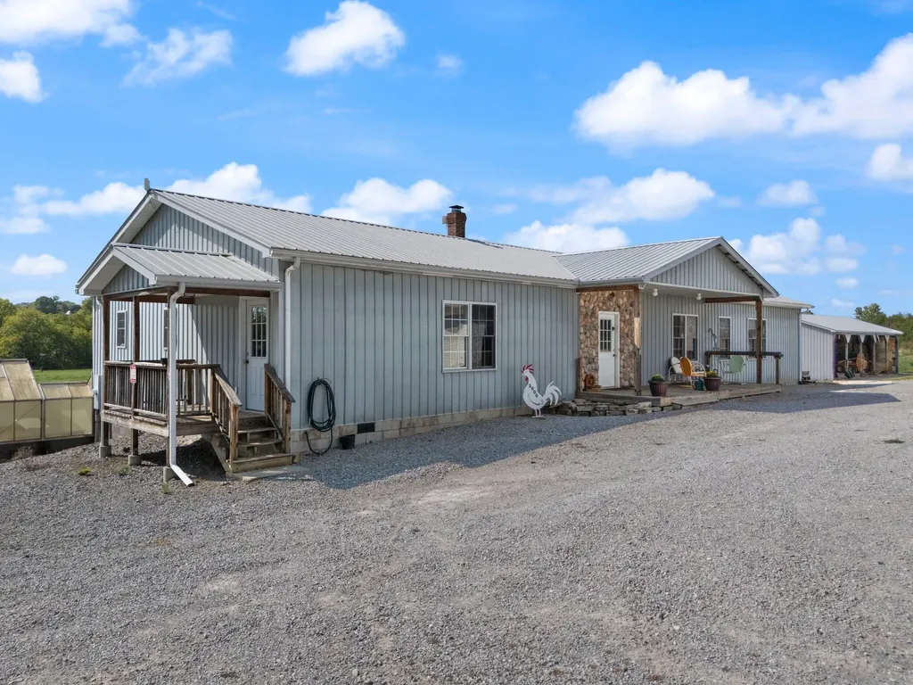 130 & 147 Camp Hurni Way Crab Orchard KY 40419