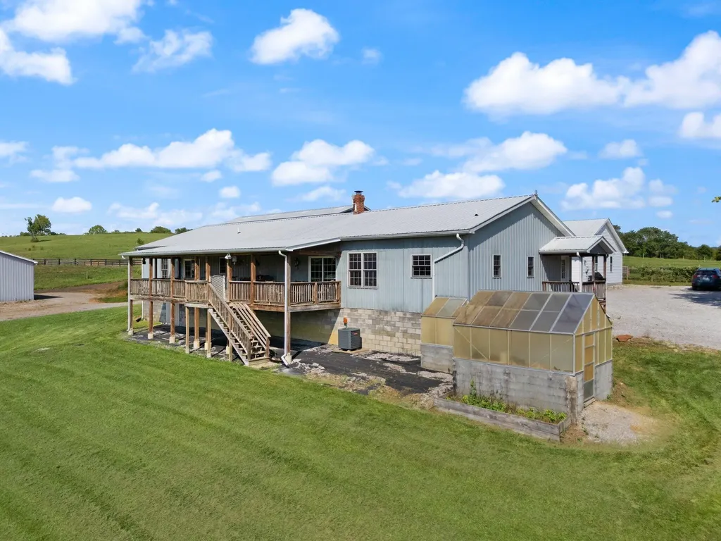 130 & 147 Camp Hurni Way Crab Orchard KY 40419