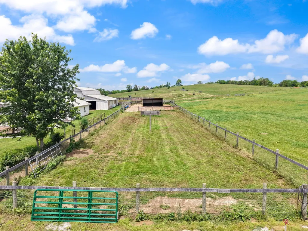 130 & 147 Camp Hurni Way Crab Orchard KY 40419