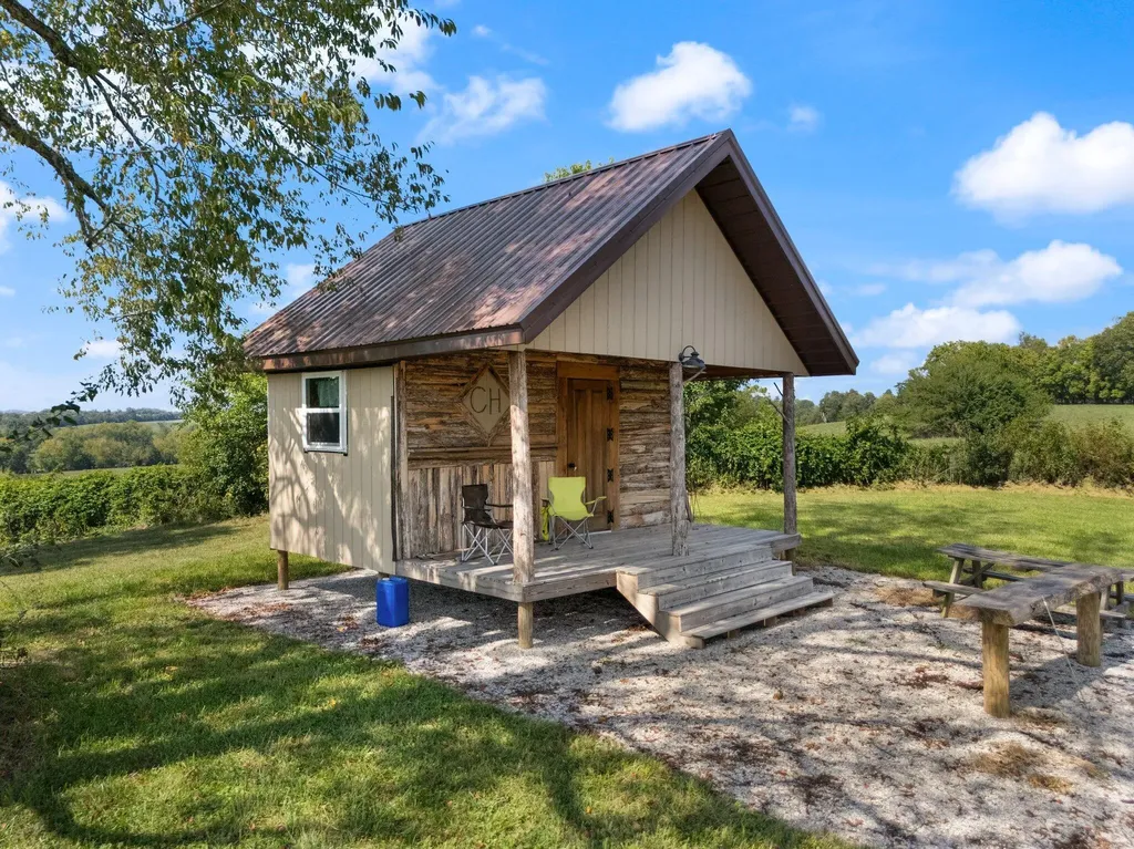 130 & 147 Camp Hurni Way Crab Orchard KY 40419
