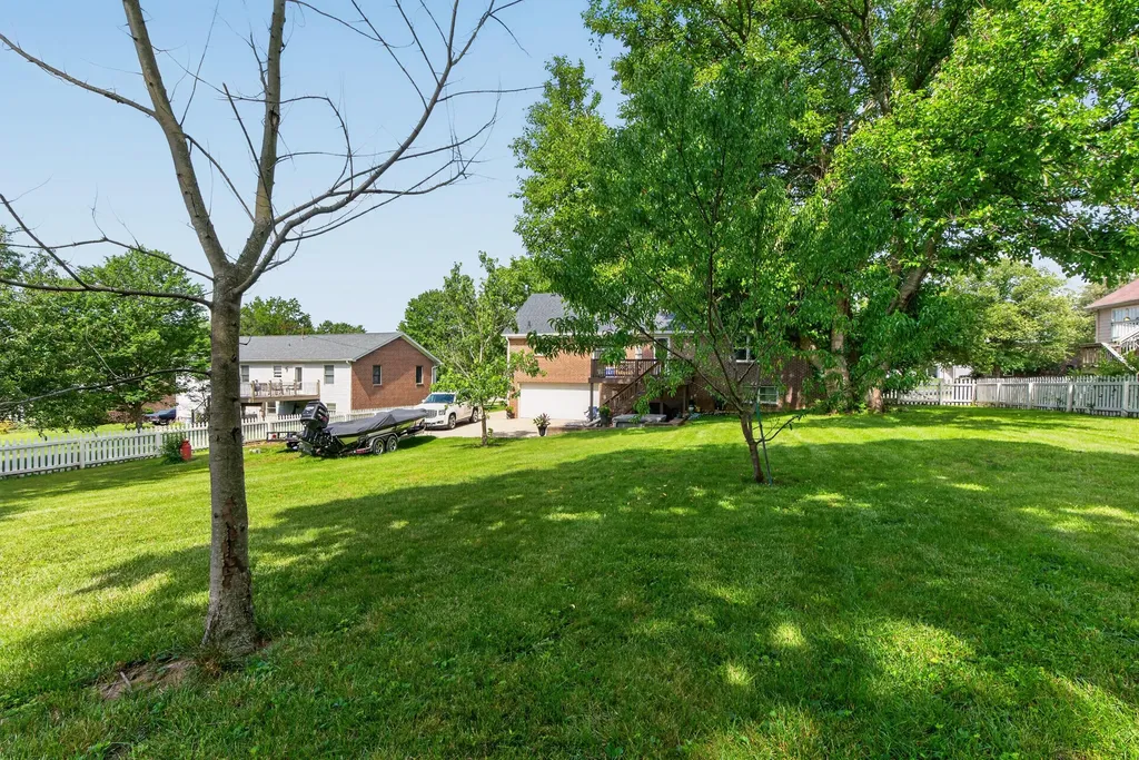 103 Hager Court Wilmore KY 40390