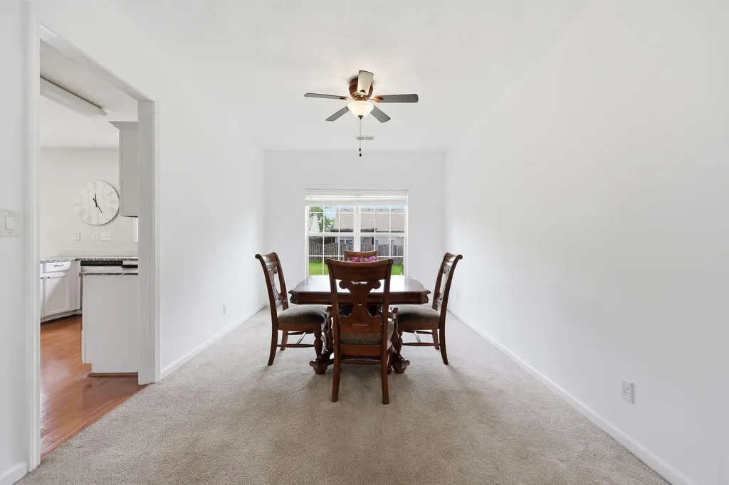 2992 Sandersville Road Lexington KY 40511