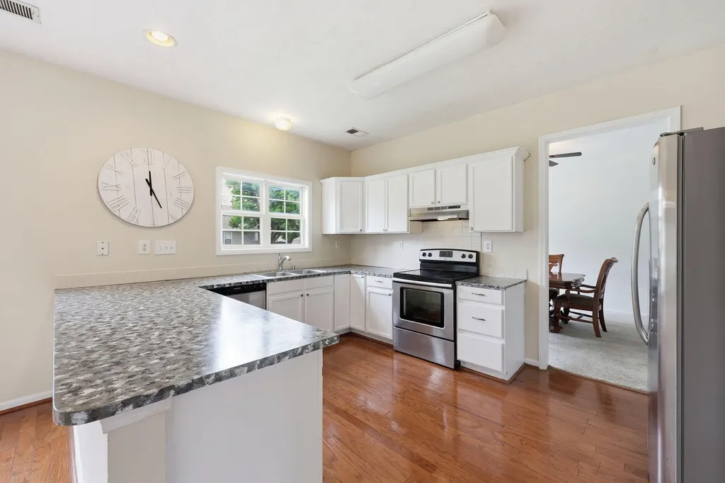 2992 Sandersville Road Lexington KY 40511
