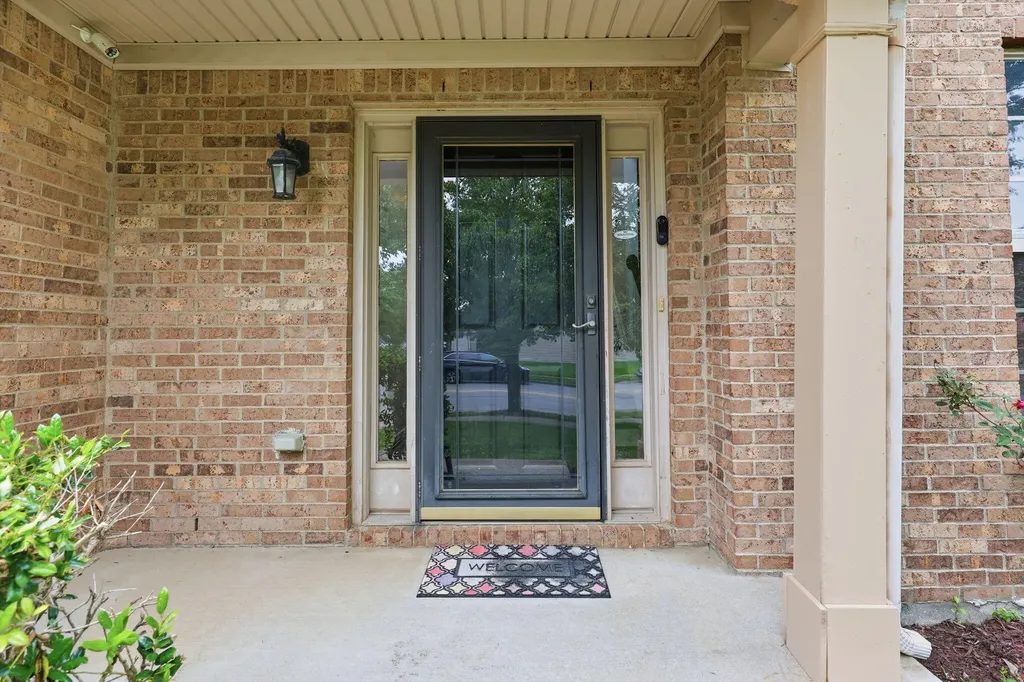 2992 Sandersville Road Lexington KY 40511