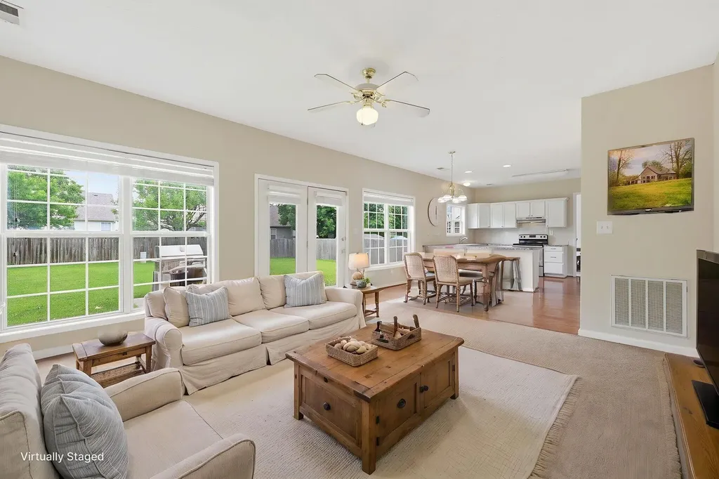 2992 Sandersville Road Lexington KY 40511