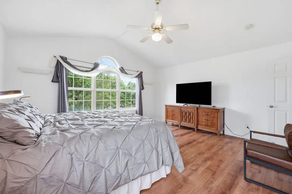 2992 Sandersville Road Lexington KY 40511