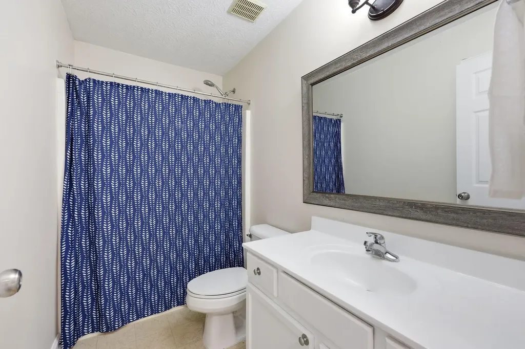 2992 Sandersville Road Lexington KY 40511