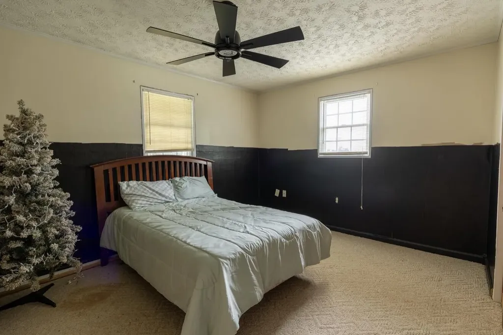 228 Whitaker Road Somerset KY 42503