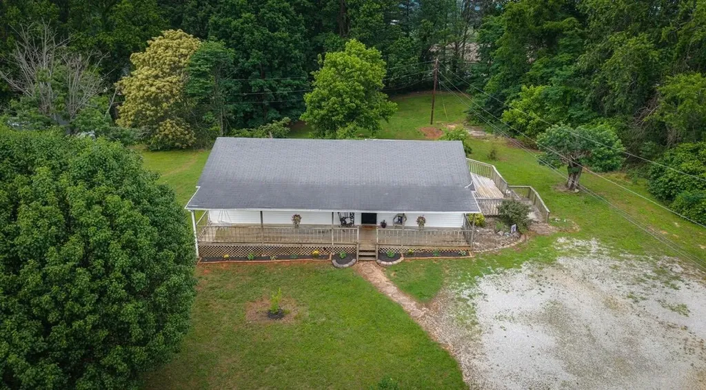 228 Whitaker Road Somerset KY 42503