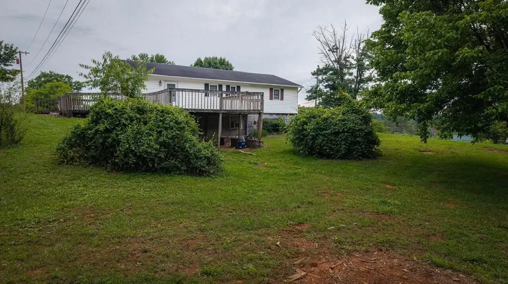 228 Whitaker Road Somerset KY 42503