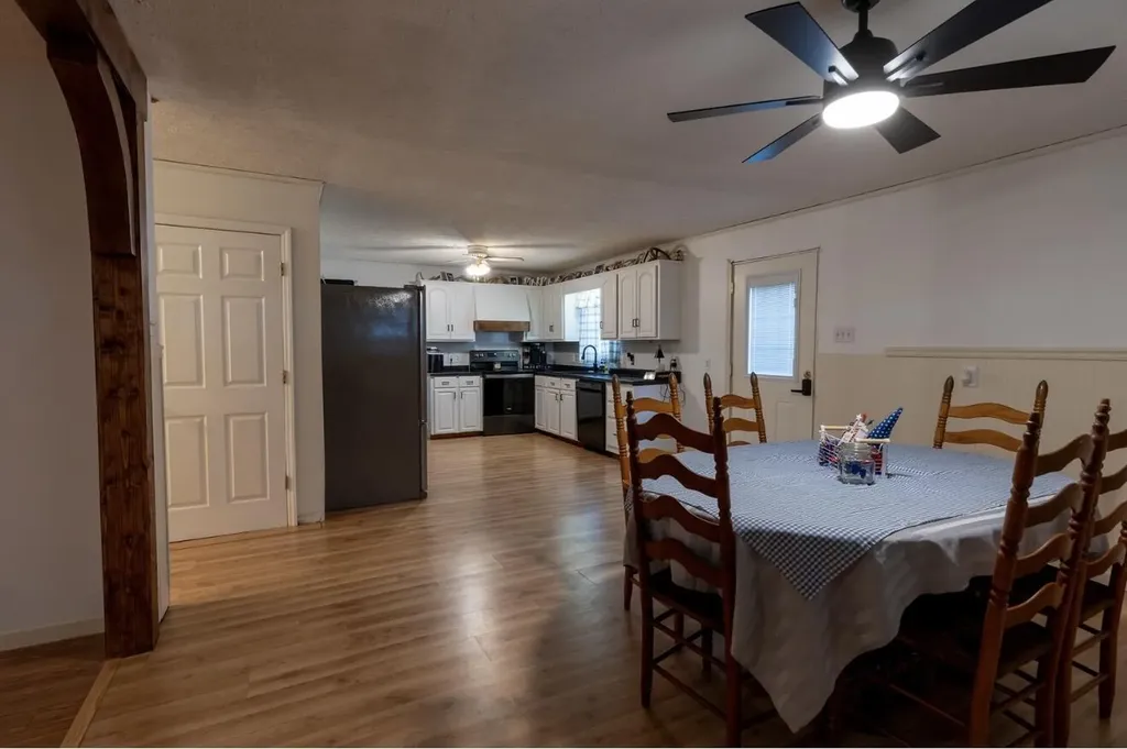 228 Whitaker Road Somerset KY 42503