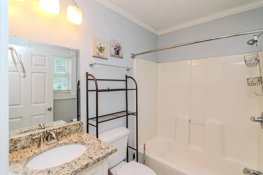 632 Mooreland Avenue Harrodsburg KY 40330