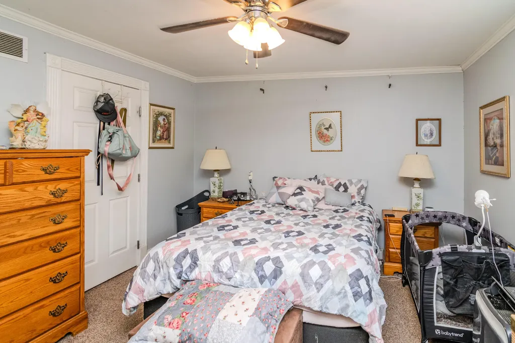 632 Mooreland Avenue Harrodsburg KY 40330