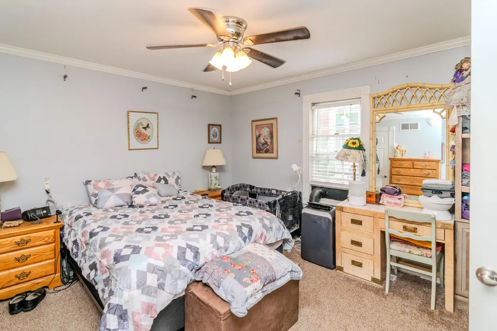 632 Mooreland Avenue Harrodsburg KY 40330