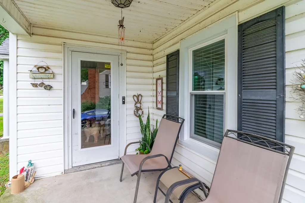 632 Mooreland Avenue Harrodsburg KY 40330