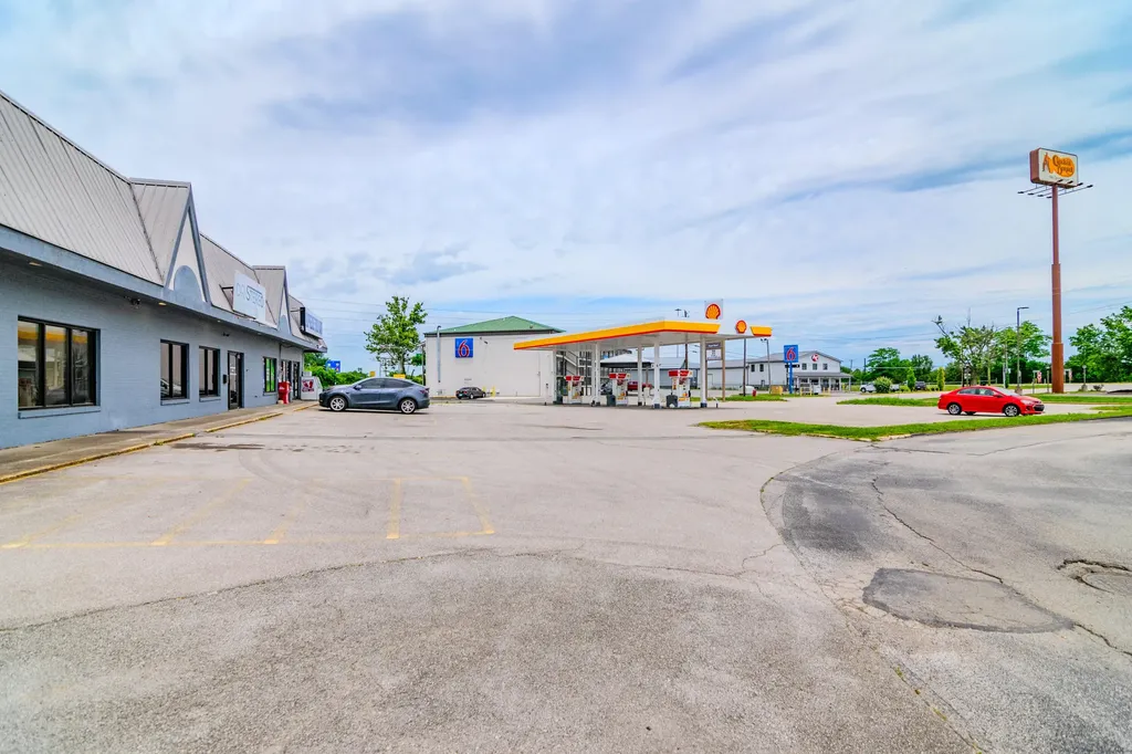 1696 Northgate Drive Richmond KY 40475