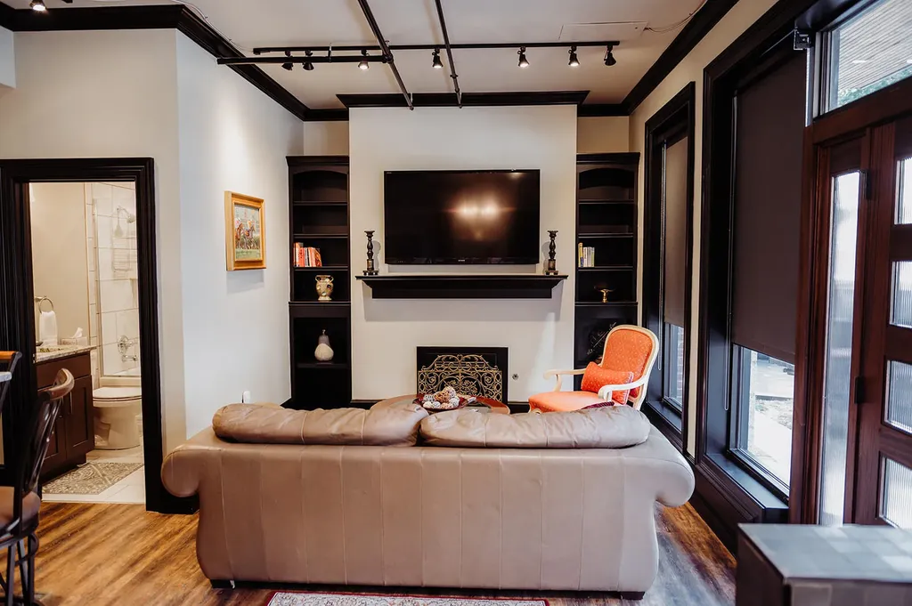 275 S Limestone Lexington KY 40508