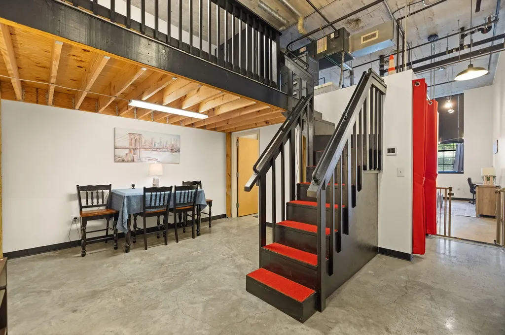 2520 S 3rd Street Louisville KY 40208