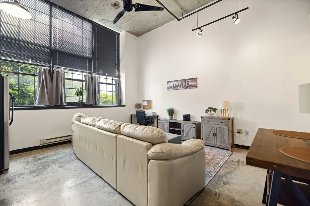 2520 S 3rd Street Louisville KY 40208