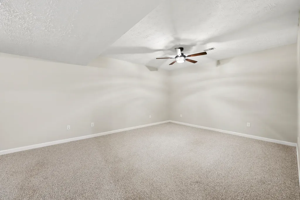 1220 Kenzie Court Berea KY 40403