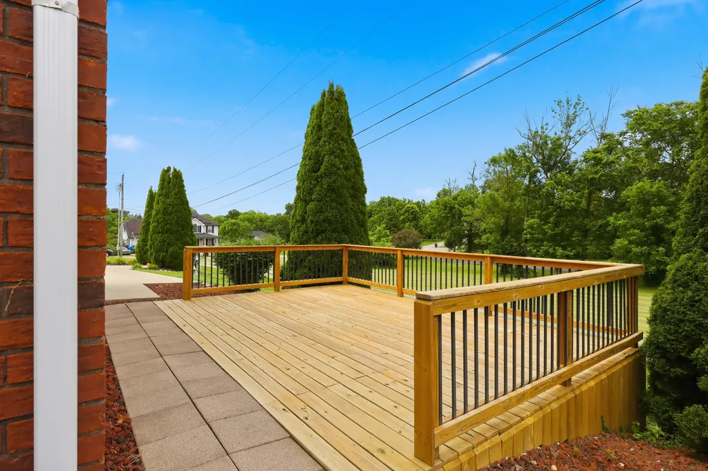 1220 Kenzie Court Berea KY 40403